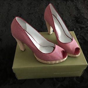 Gianni Bini heels used once super comfy and cute
